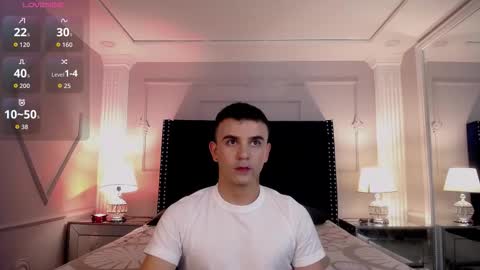 Snapshot of roman_chase chatting on October 23, 2025, 11:31 am online show from October 23, 2025, 11:31 am