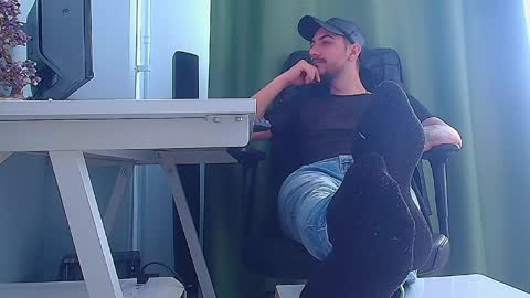 romaniamaster1 online show from March 26, 2026, 7:03 am