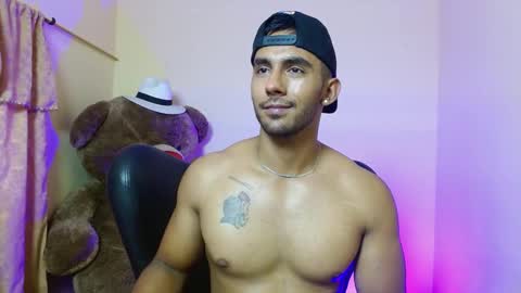 Roman online show from February 6, 2025, 8:13 pm