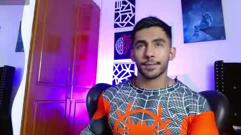 Roman online show from October 5, 2025, 5:55 pm