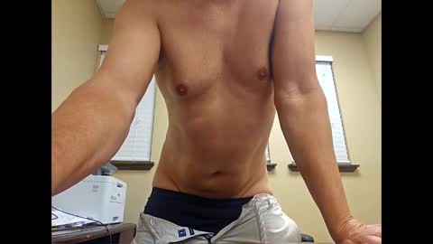 romanteeks online show from November 5, 2025, 3:17 am