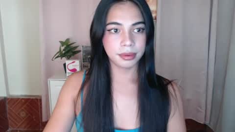 Snapshot of romantic_kath chatting on December 16, 2024, 1:21 am KATH online show from December 16, 2024, 1:21 am