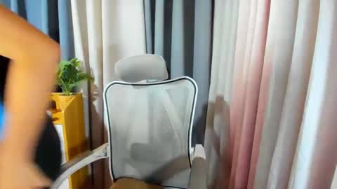 Snapshot of romantic_kath chatting on December 29, 2024, 4:59 am KATH online show from December 29, 2024, 4:59 am