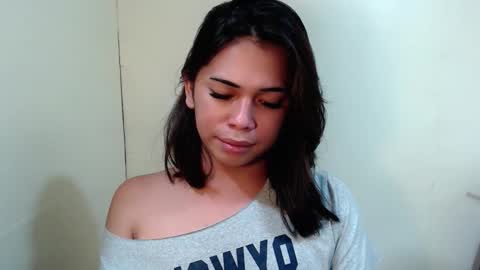 Snapshot of romantic_kath chatting on September 15, 2025, 1:05 am KATH online show from September 15, 2025, 1:05 am