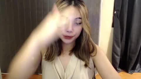 Snapshot of romantic_kath chatting on December 2, 2025, 5:41 pm KATH online show from December 2, 2025, 5:41 pm