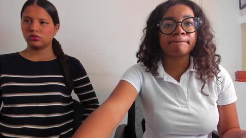 Snapshot of romantic_stargirl chatting on December 2, 2024, 1:35 pm Is A Belle online show from December 2, 2024, 1:35 pm