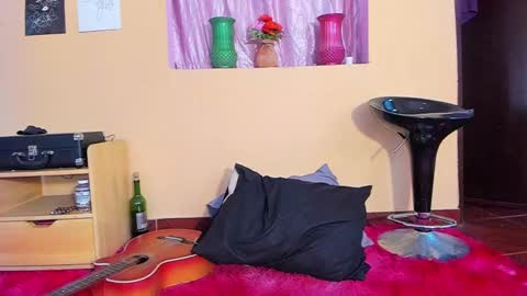 Snapshot of romantic_stargirl chatting on December 14, 2024, 4:20 pm Is A Belle online show from December 14, 2024, 4:20 pm