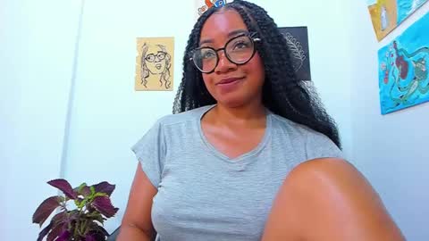 Snapshot of romantic_stargirl chatting on February 27, 2025, 3:15 pm Is A Belle online show from February 27, 2025, 3:15 pm