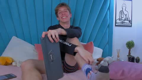 Snapshot of romeo_ricci1 chatting on January 14, 2025, 7:21 pm Romeo Ricci online show from January 14, 2025, 7:21 pm