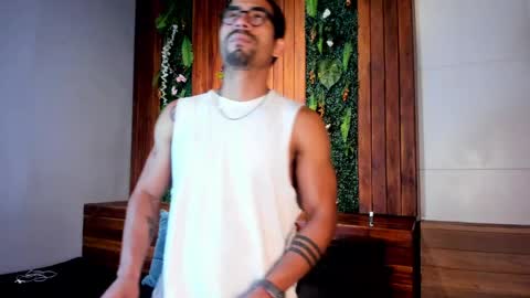 R O M E O  online show from January 23, 2025, 4:30 am