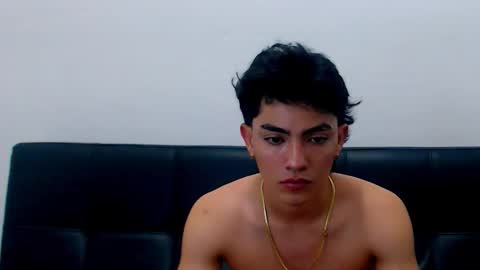 Snapshot of romeomillerr chatting on November 6, 2025, 7:15 pm Romeo online show from November 6, 2025, 7:15 pm