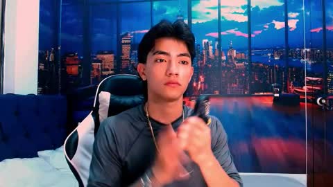 Snapshot of romeomillerr chatting on November 13, 2025, 8:30 pm Romeo online show from November 13, 2025, 8:30 pm