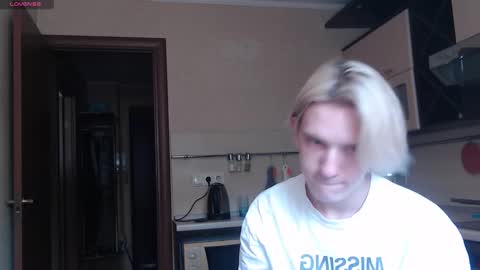 Snapshot of ron_vilsx chatting on September 23, 2025, 6:16 am ron vilsx online show from September 23, 2025, 6:16 am