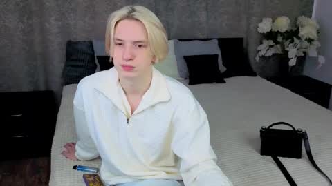 Snapshot of ron_vilsx chatting on November 13, 2025, 8:46 am ron vilsx online show from November 13, 2025, 8:46 am