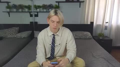 Snapshot of ron_vilsx chatting on November 19, 2025, 6:13 am ron vilsx online show from November 19, 2025, 6:13 am