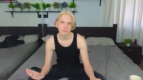 Snapshot of ron_vilsx chatting on November 29, 2025, 7:11 am ron vilsx online show from November 29, 2025, 7:11 am