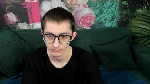 ronbevs online show from April 11, 2026, 7:51 pm