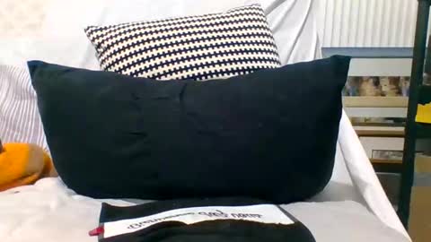 Snapshot of ronbig8inch chatting on October 27, 2025, 6:12 pm ronbig8inch online show from October 27, 2025, 6:12 pm