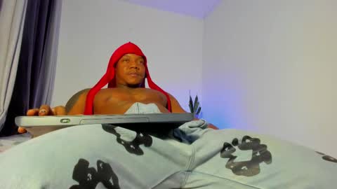 Snapshot of ronnie_777 chatting on September 25, 2025, 5:55 am Ronnie 777 online show from September 25, 2025, 5:55 am