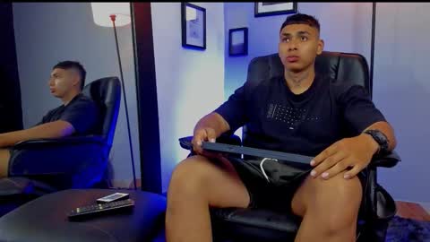 RonnieCanford online show from March 28, 2026, 7:46 pm