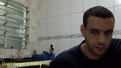 Snapshot of ronnispoto chatting on February 15, 2025, 9:59 pm ronny online show from February 15, 2025, 9:59 pm