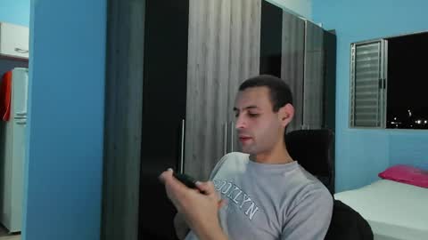 ronny online show from May 4, 2026, 10:06 pm