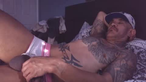 Snapshot of roodogzxl chatting on December 17, 2025, 8:26 pm roodogzxl online show from December 17, 2025, 8:26 pm