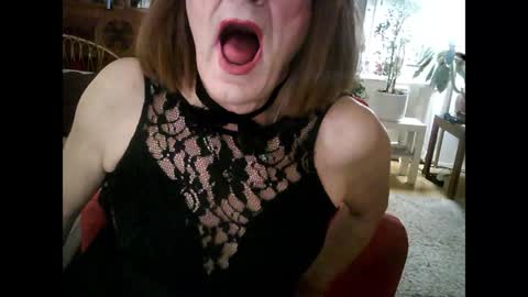 Snapshot of rosa_teevee chatting on January 17, 2025, 11:40 pm Tina online show from January 17, 2025, 11:40 pm