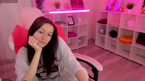 Viola online show from April 17, 2026, 9:45 am