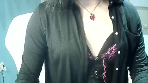 Snapshot of rosabells chatting on October 17, 2025, 3:53 am Rosa online show from October 17, 2025, 3:53 am