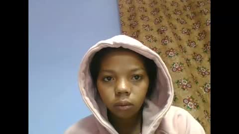 rosah225127 online show from May 3, 2026, 3:23 am