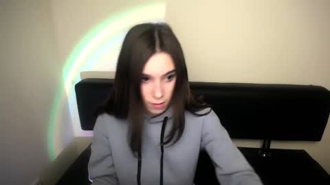 Rose online show from December 18, 2025, 7:25 am