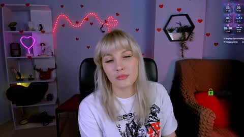 rosalin online show from April 2, 2026, 7:22 pm