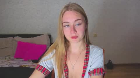 Snapshot of rosalina0230 chatting on October 8, 2025, 3:20 pm rosalina online show from October 8, 2025, 3:20 pm