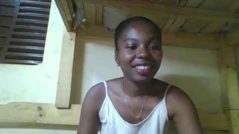 Snapshot of rosalinda933 chatting on March 3, 2026, 6:03 pm Rosalinda online show from March 3, 2026, 6:03 pm