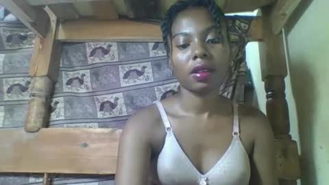 Snapshot of rosalinda933 chatting on March 22, 2026, 11:30 pm Rosalinda online show from March 22, 2026, 11:30 pm