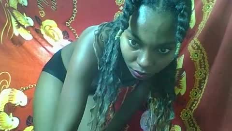 Snapshot of rosalinda933 chatting on April 2, 2026, 2:04 pm Rosalinda online show from April 2, 2026, 2:04 pm