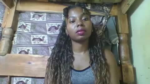 Snapshot of rosalinda933 chatting on April 3, 2026, 2:09 am Rosalinda online show from April 3, 2026, 2:09 am