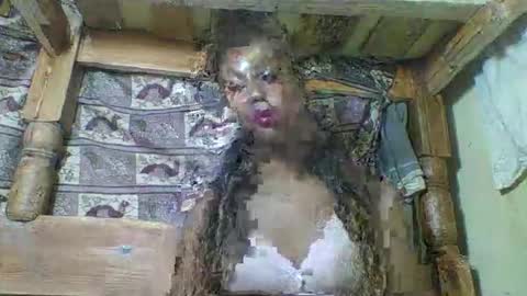 Snapshot of rosalinda933 chatting on April 12, 2026, 6:24 pm Rosalinda online show from April 12, 2026, 6:24 pm