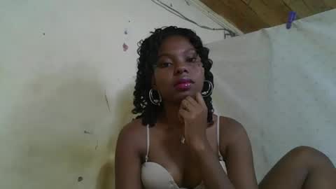 Rosalinda online show from April 26, 2026, 3:59 am