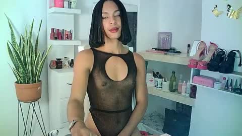 Snapshot of rosalindasexy chatting on March 6, 2025, 9:36 am Rosalinda online show from March 6, 2025, 9:36 am