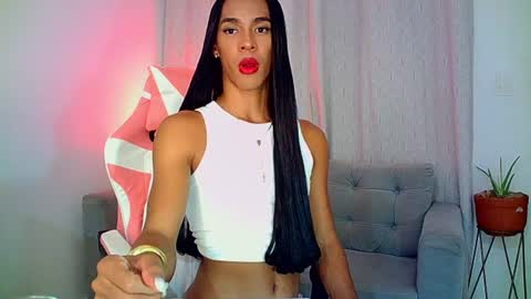 Snapshot of rosalindasexy chatting on July 4, 2026, 4:51 am Rosalinda online show from July 4, 2026, 4:51 am