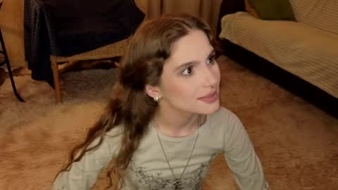 Snapshot of rosalvaulman chatting on May 5, 2026, 5:10 pm Kylie online show from May 5, 2026, 5:10 pm