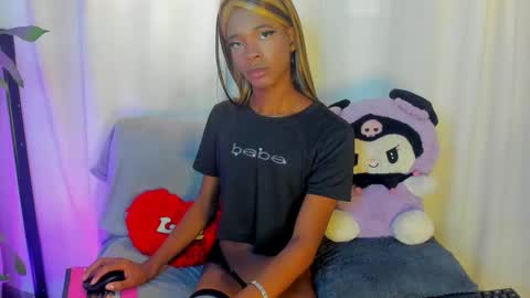 rosaly_rodman online show from October 9, 2025, 4:27 pm