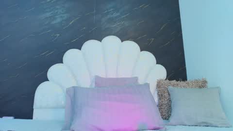 rosana_gomez online show from May 7, 2026, 3:23 am