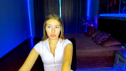RosaRising online show from July 25, 2026, 9:07 am