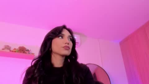 Rose Saenz online show from November 15, 2025, 6:37 pm