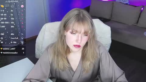 Rose but u can call me princess online show from May 31, 2026, 8:32 pm