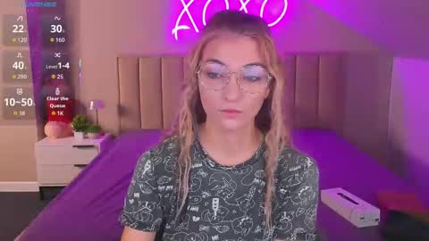 Kimberlly online show from November 30, 2025, 12:58 am