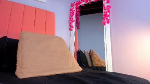 Snapshot of rose_thompson19 chatting on June 16, 2026, 6:54 pm Rosse online show from June 16, 2026, 6:54 pm